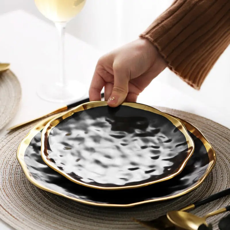 Portable Artistic Dining Set